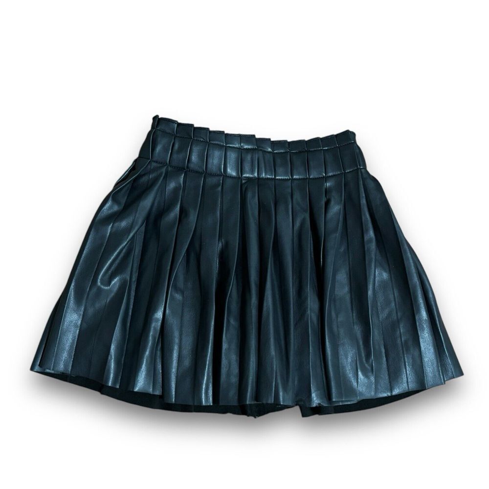 Betsey Johnson Youth Girls Pleated Skirt Faux Leather Black Size 5 / 20 x 12